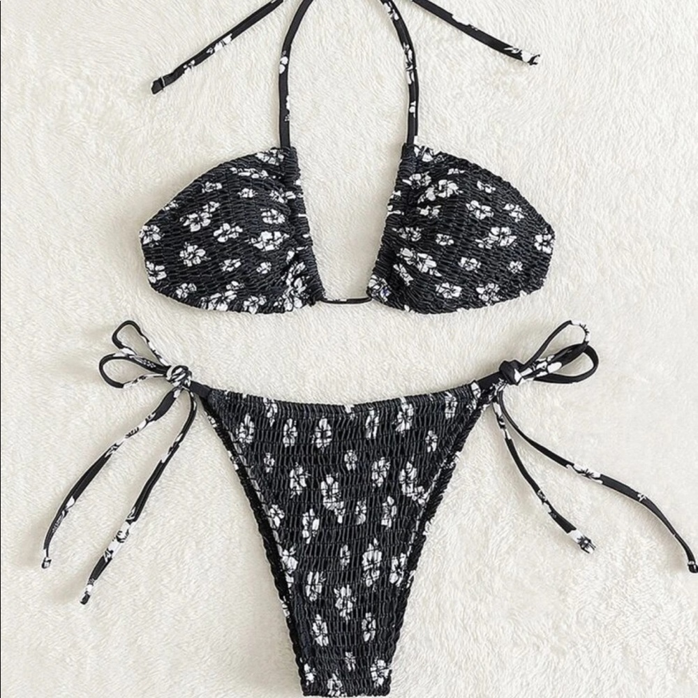 Floral Bikini!